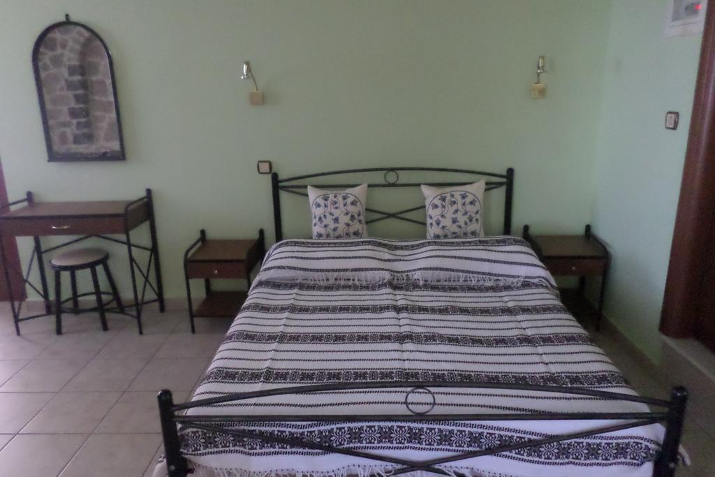 To Asteri Apartment Avgonima Room photo